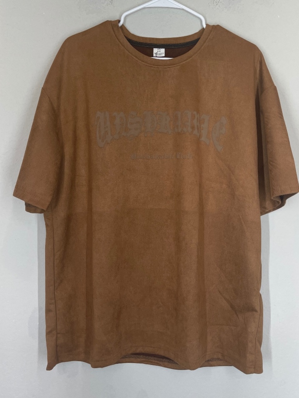 Y2K Tee Shirt Brown Men's XL Streetwear Suede "Unshakable" Graphic Print